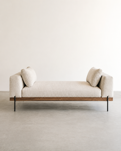 Aya Bench